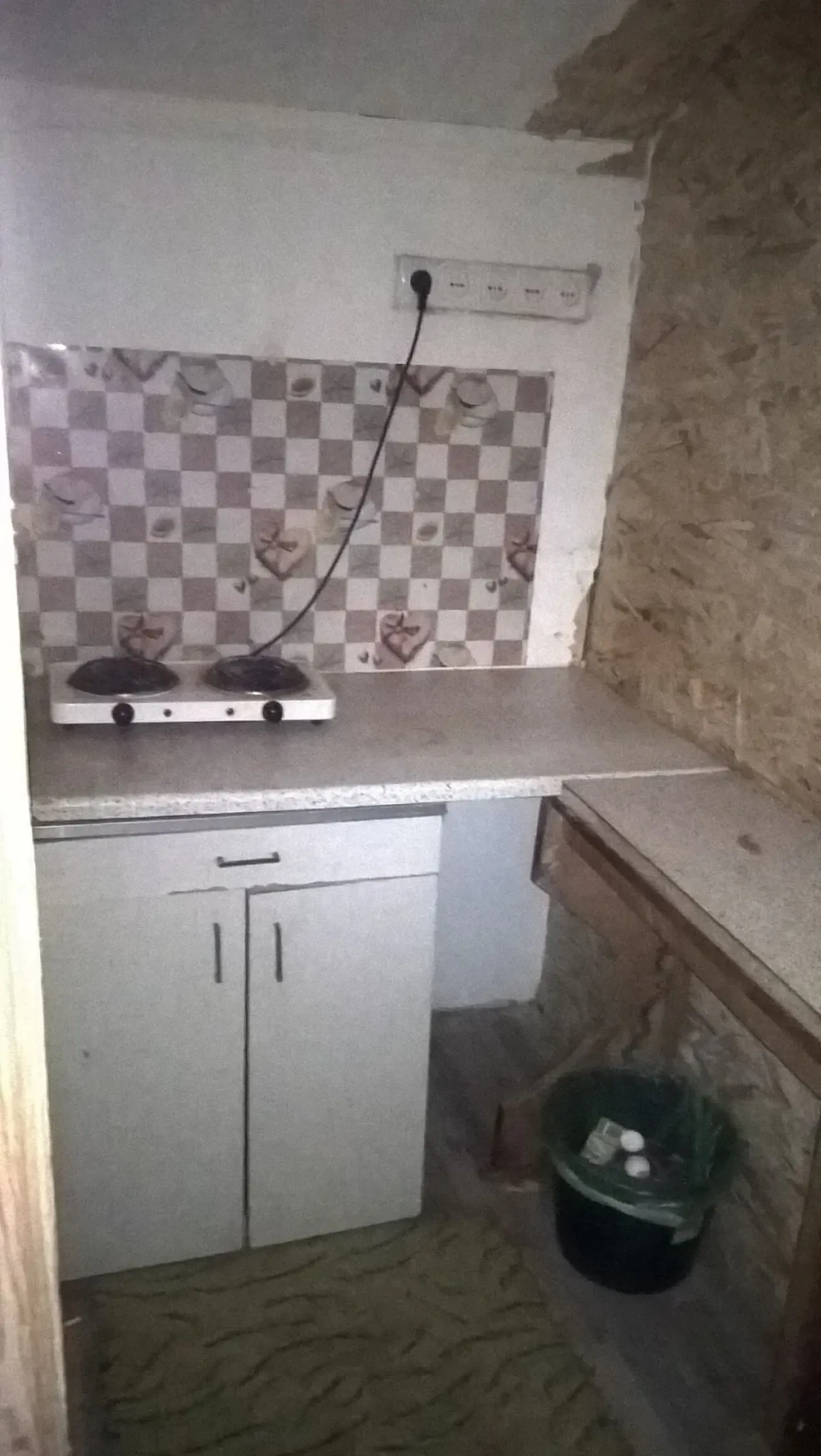 Кімната в гуртожитку Калинова, Софії Ковалевської 5