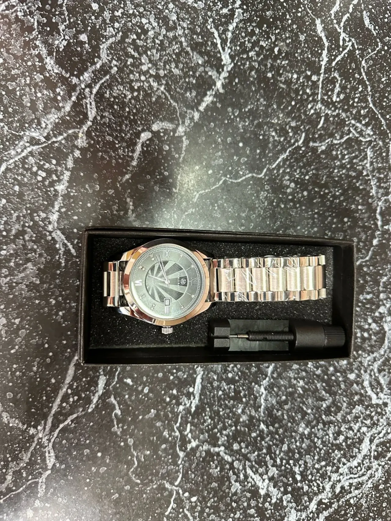 Кварцовий годинник наручний 4