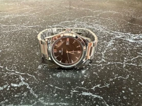 Кварцовий годинник наручний