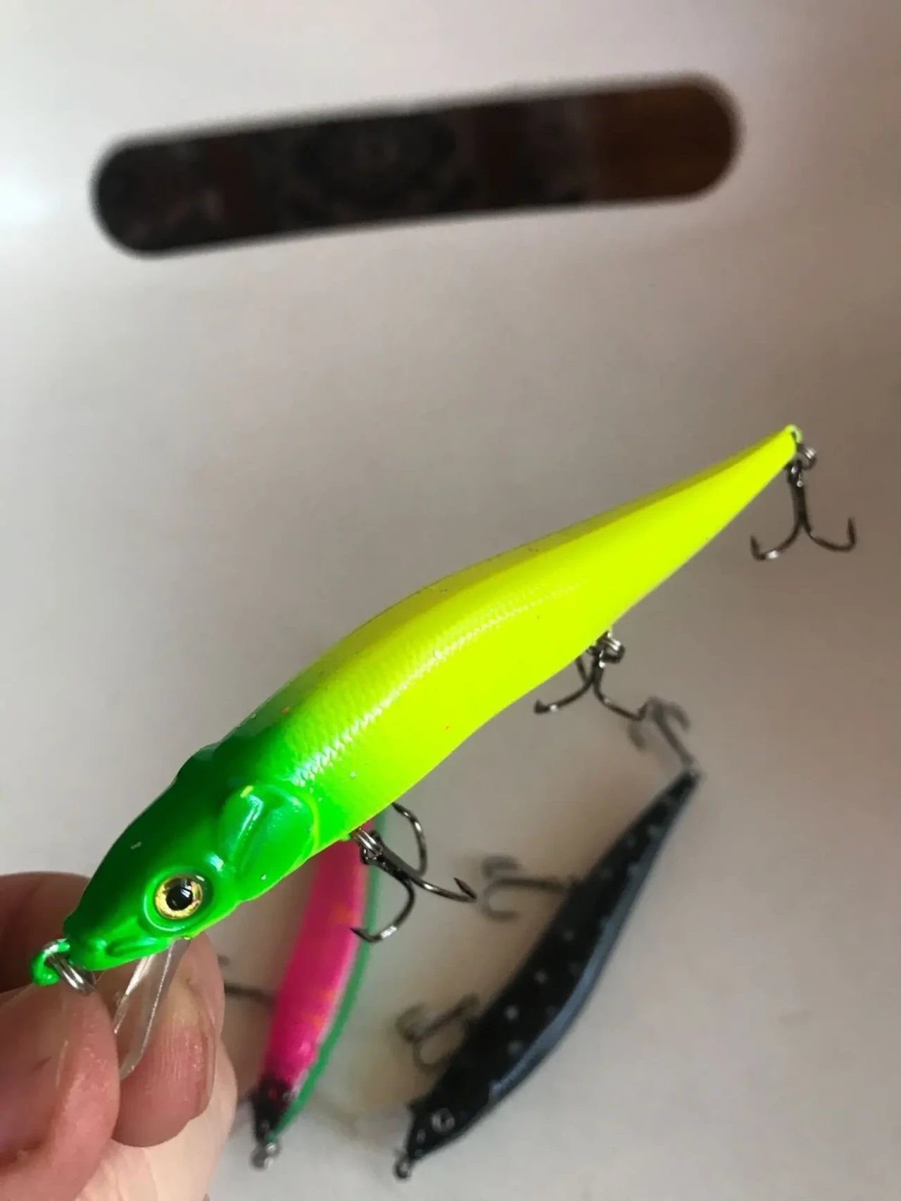 Воблер на три гачка 3