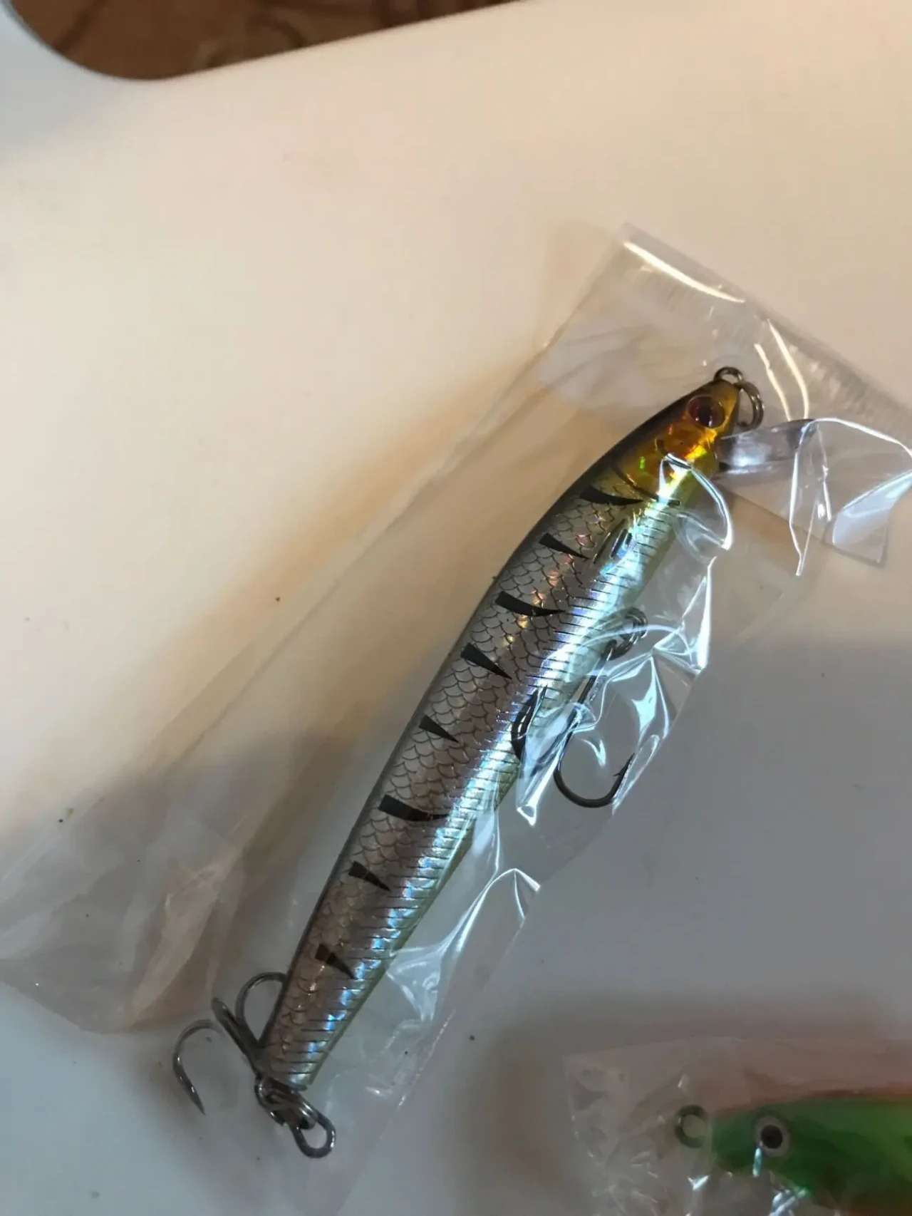 воблер на два гачка 10 сантиметрів5 грам 5