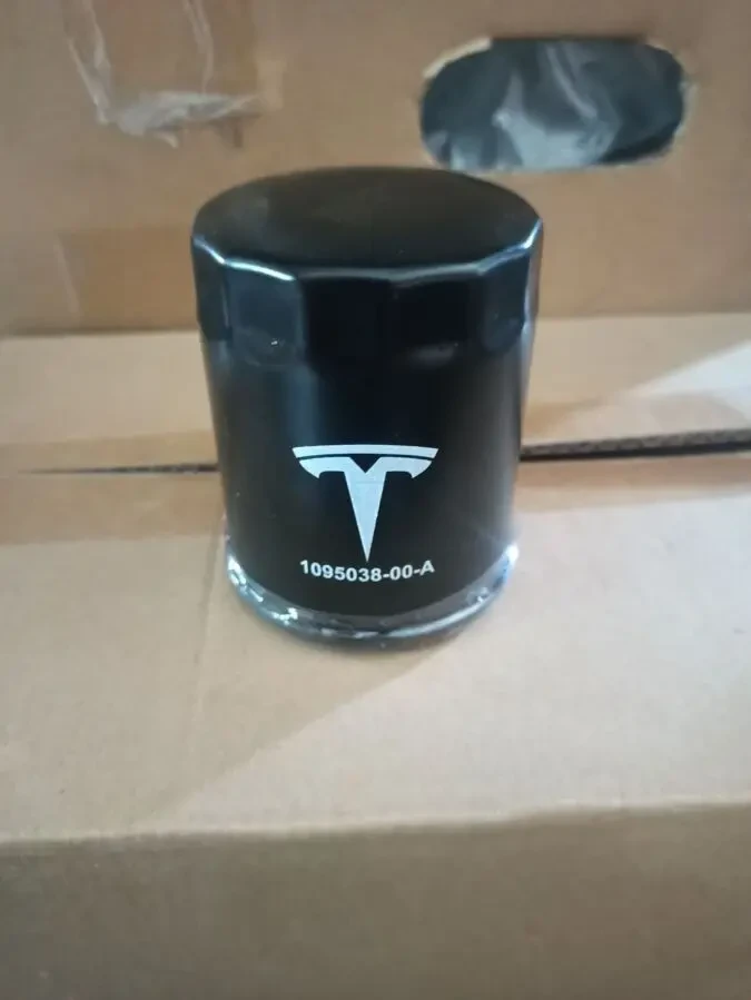 Запчастини на всі моделі Tesla 9