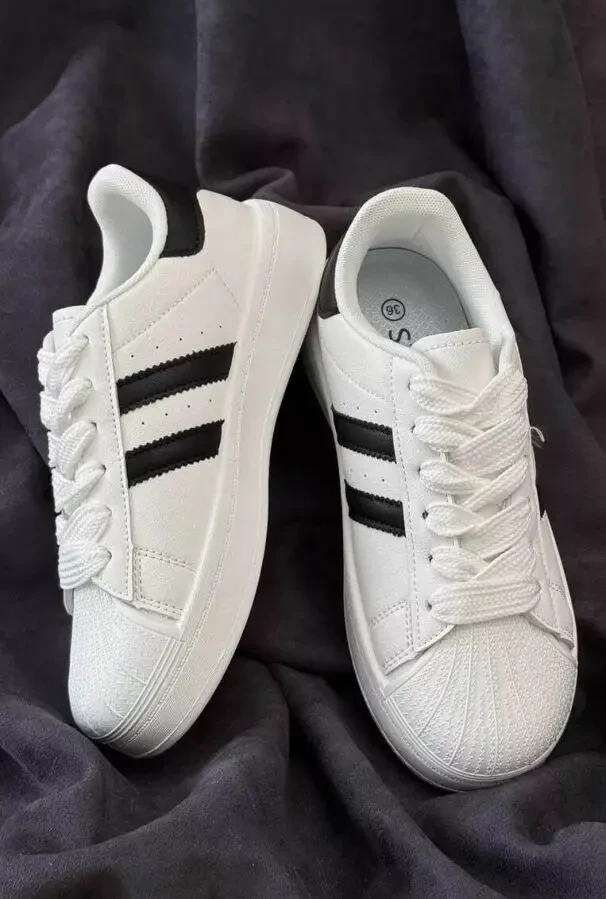 Спортивні демісезонні кросівки Stilli з триколірним дизайном 2