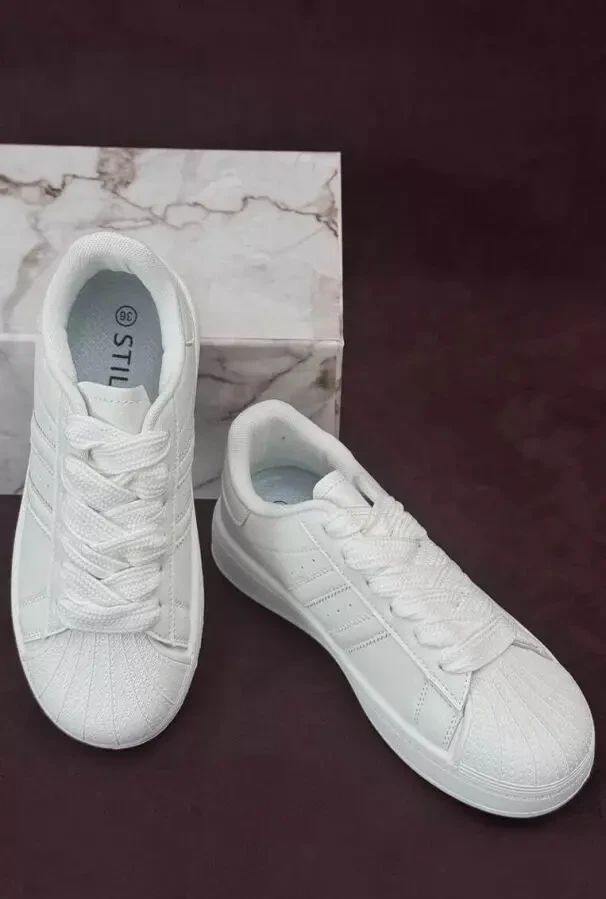 Спортивні демісезонні кросівки Stilli з триколірним дизайном 8