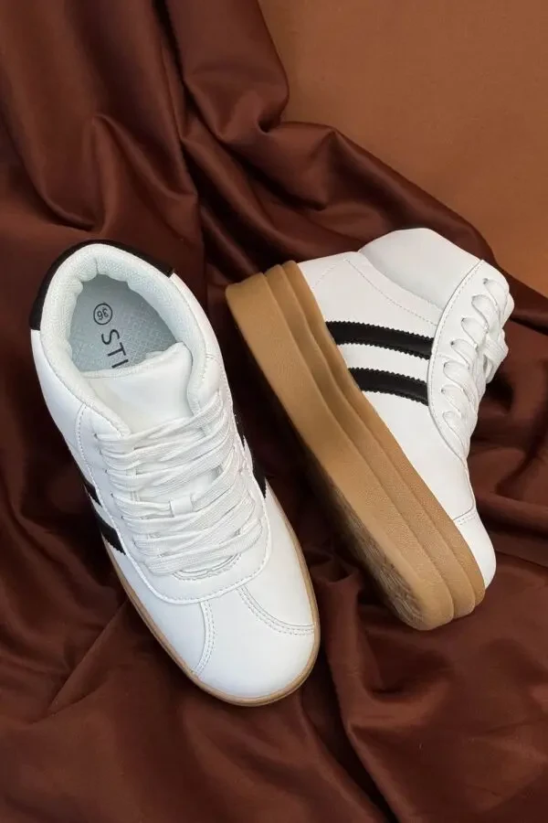 Стильні демісезонні кросівки Stilli на високій платформі 5