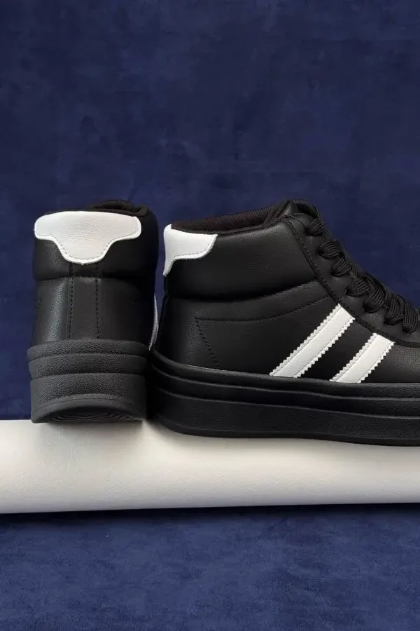 Стильні демісезонні кросівки Stilli у чорно-білому кольорі 3