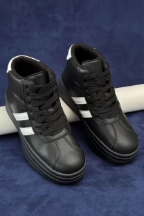 Стильні демісезонні кросівки Stilli у чорно-білому кольорі