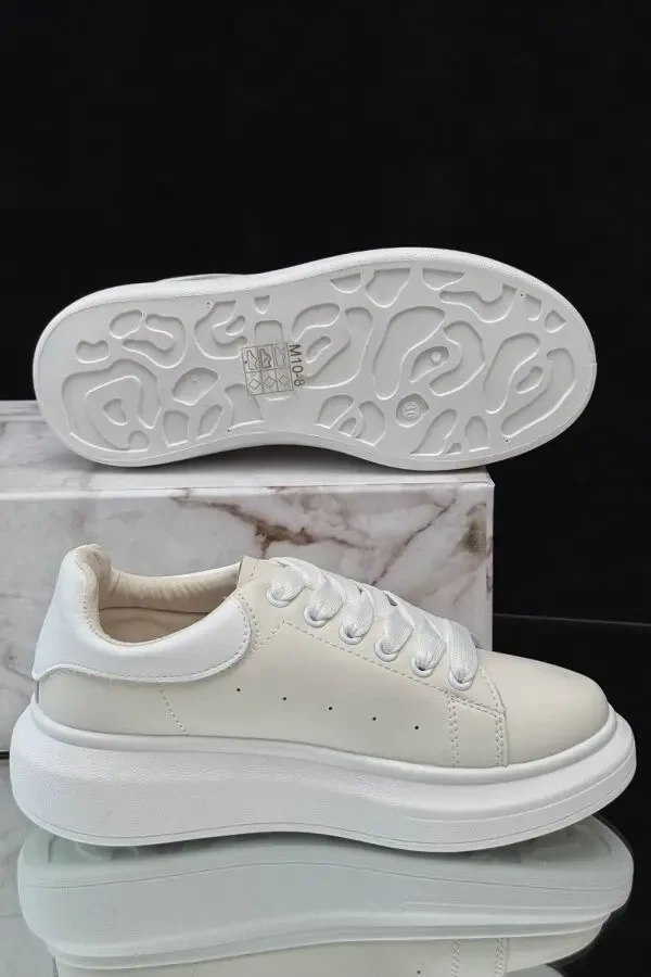 Кросівки жіночі демісезонні Stilli у ніжному біло-бежевому кольорі. 4