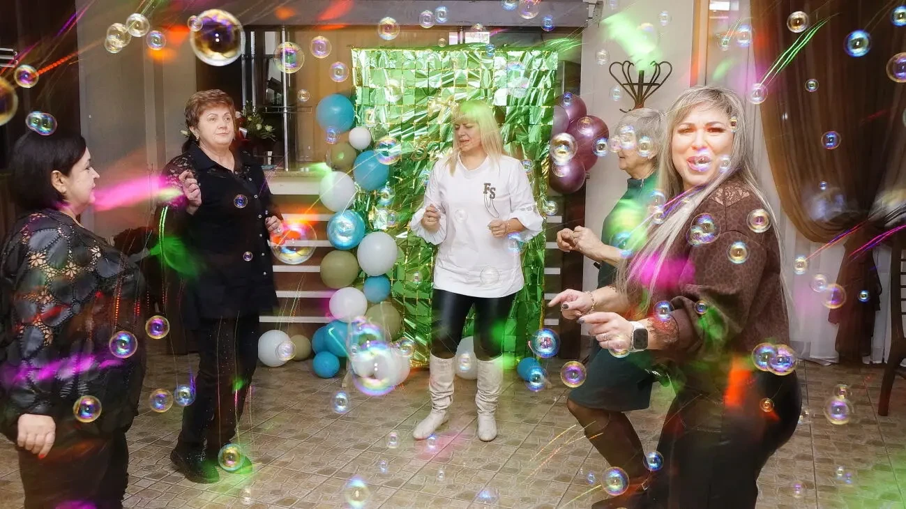 Ведущий,ди-джей, вокалист, баяянист, фотограф 8