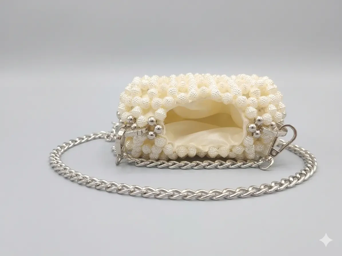 Перлинна сумочка-мікро у формі серця 5