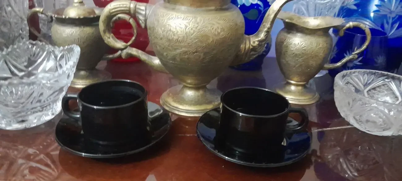 Красивая кофейная пара чёрного цвета. Аркопал. Франция 5