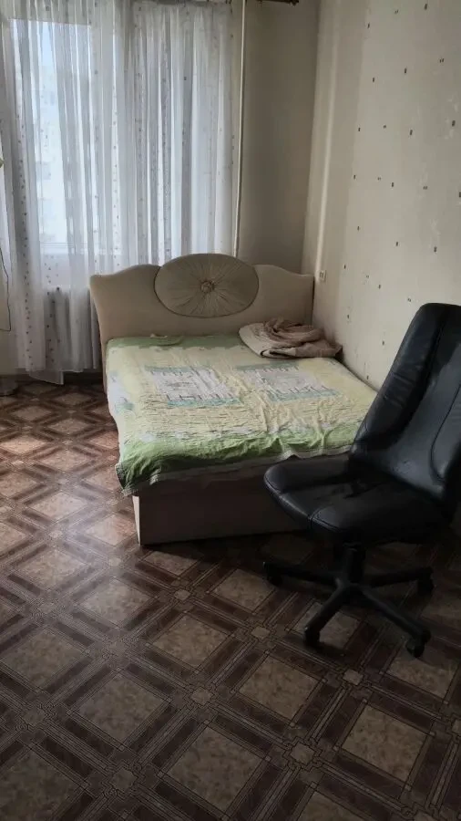 Сдам 2 ком.квартиру на Тополева 2