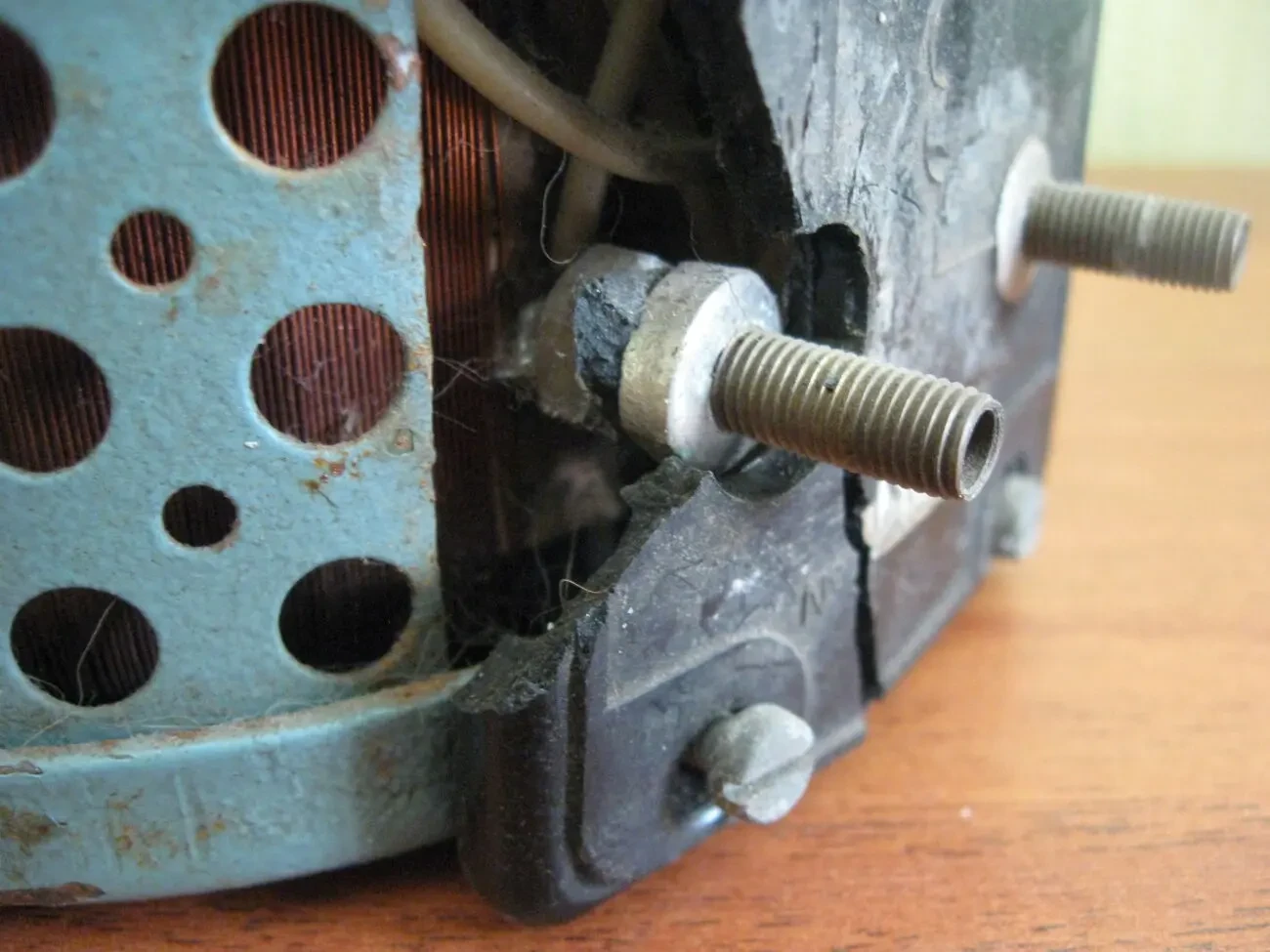 ЛАТР РНО-250-2  220 вольт  9 ампер 4