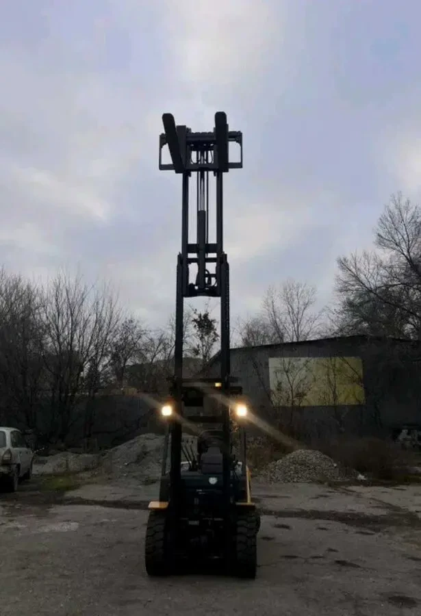 продам вилочный погрузчик 5