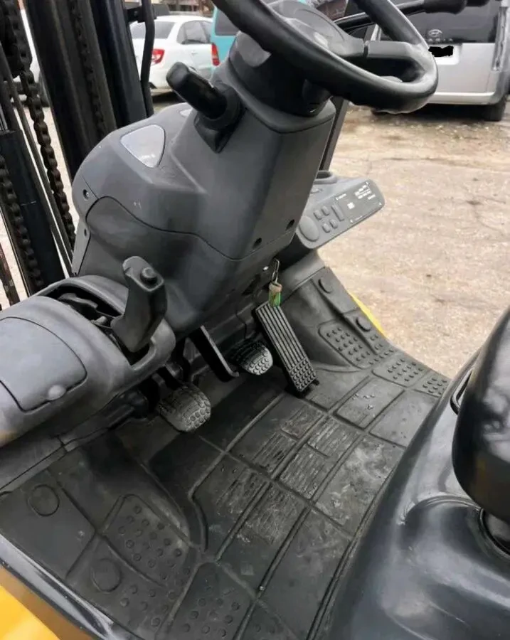 продам вилочный погрузчик 6