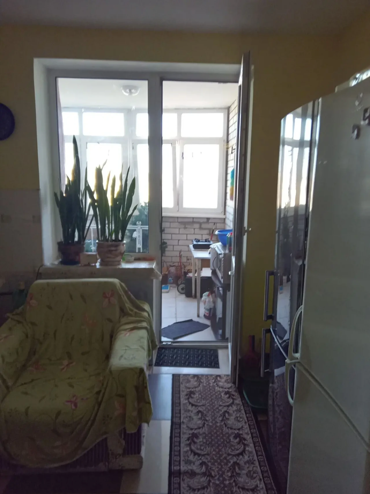 Продам 2 кімнатну квартиру вул. Ахматової 45 5