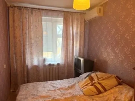 Продам 2 ком.кв. пер. Крушельницкой 7.Левобеоежный 2. 3