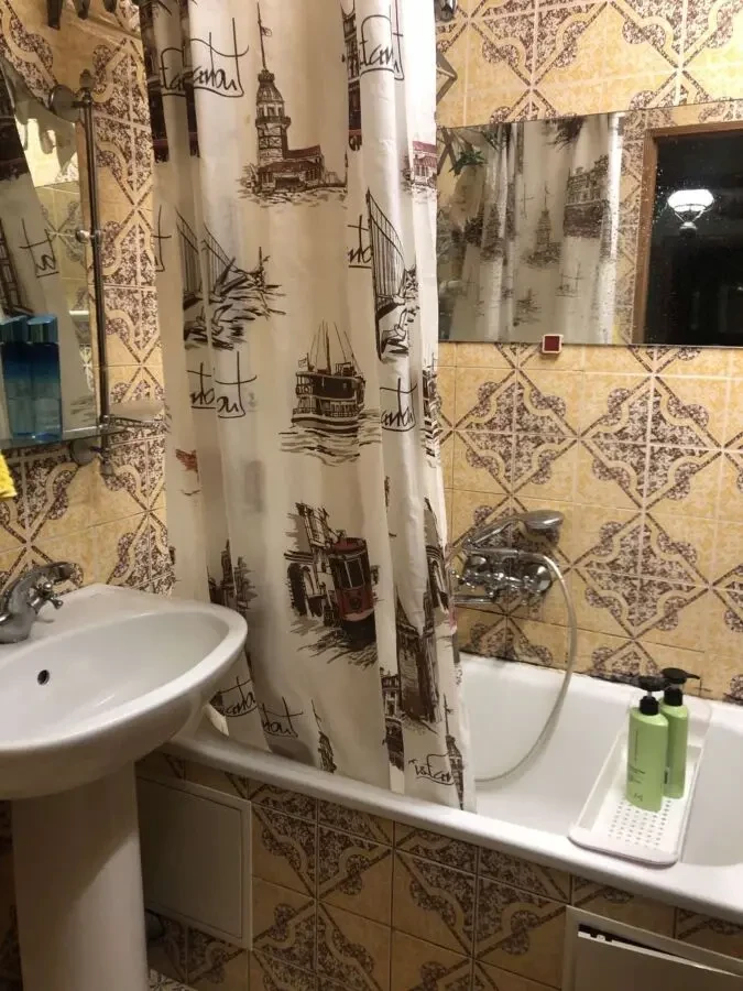 Продам 2 ком.кв. пер. Крушельницкой 7.Левобеоежный 2. 9