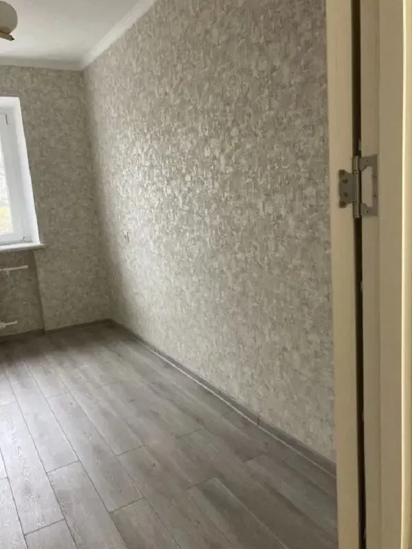 2-комнатная квартира в кирпичном доме после евроремонта на Запорожской 3