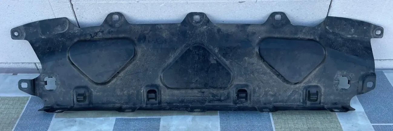 BMW X5 G05 X6 G06 X7 G07 Накладка передней панели 51647421711 3