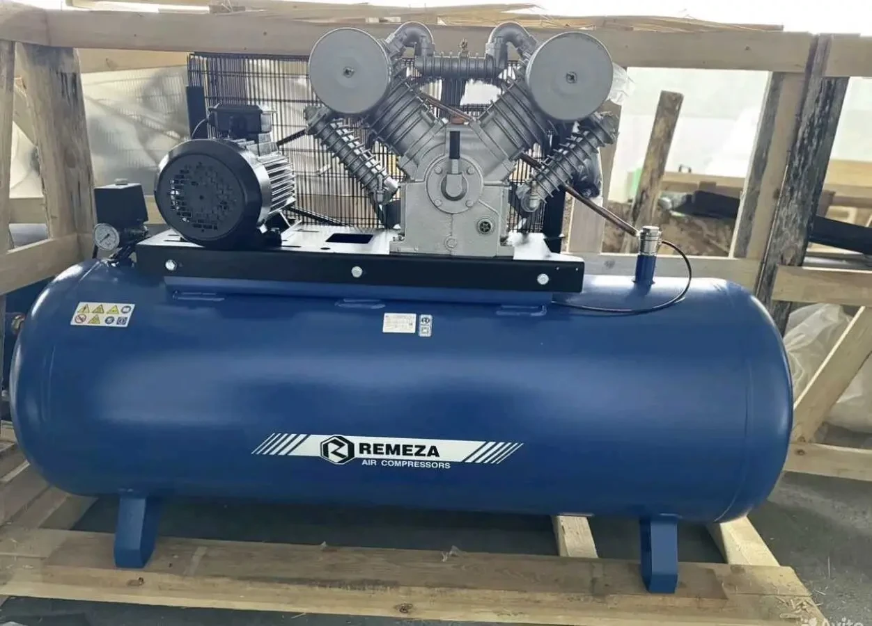 продам компрессор воздушный 2