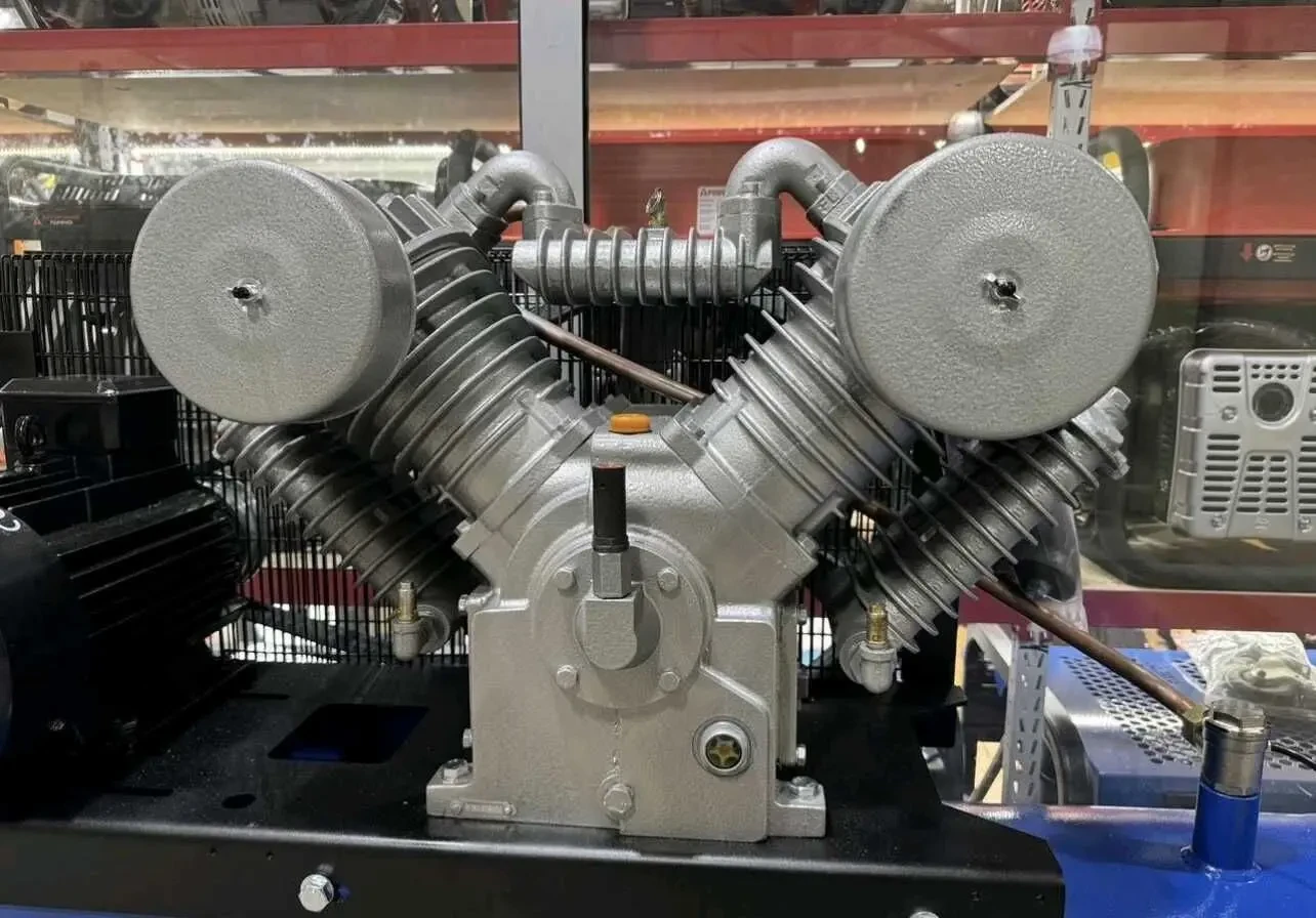 продам компрессор воздушный 3