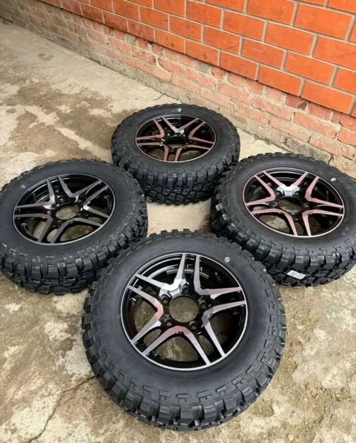продам колеса с дисками на ниву 4