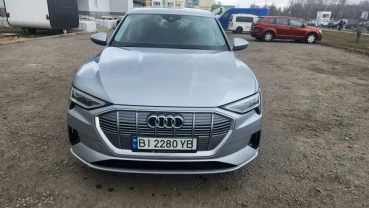Продам Audi e-tron Sportback 50