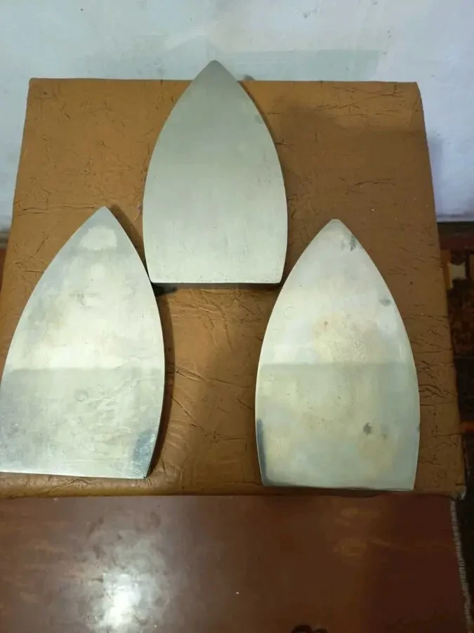 продам чавунні підошви 2