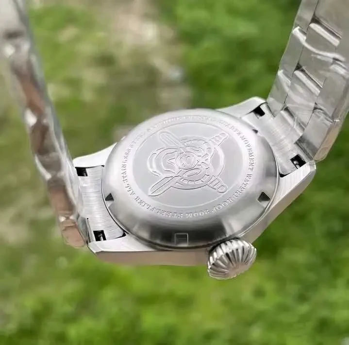 Steelflier VH60 Quartz Field Watch SF746 4