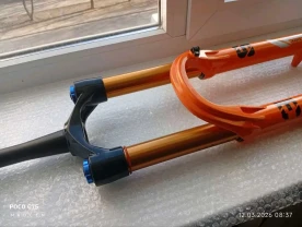 Вилка для Вела 27.5 катки диаметр трубы 38 на оську