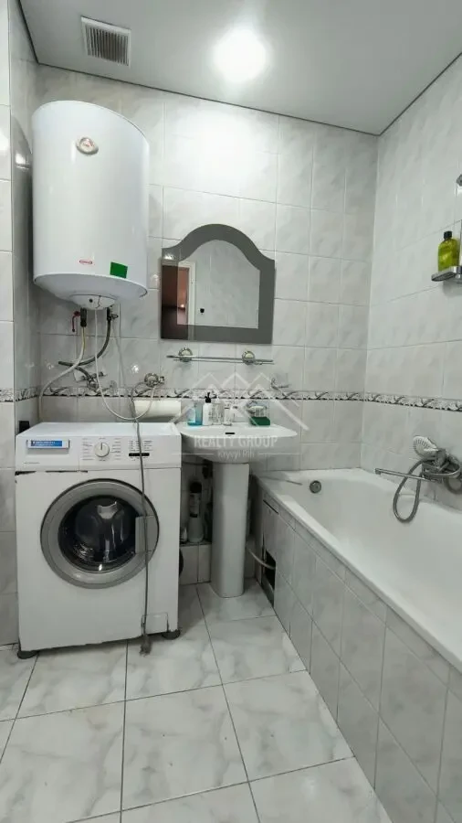 Продам 4к кв на Соцмісті з ремонтом 10