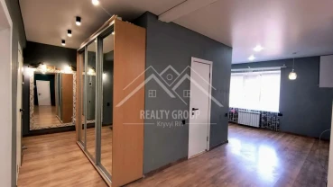 Продам 4к кв на Соцмісті з ремонтом