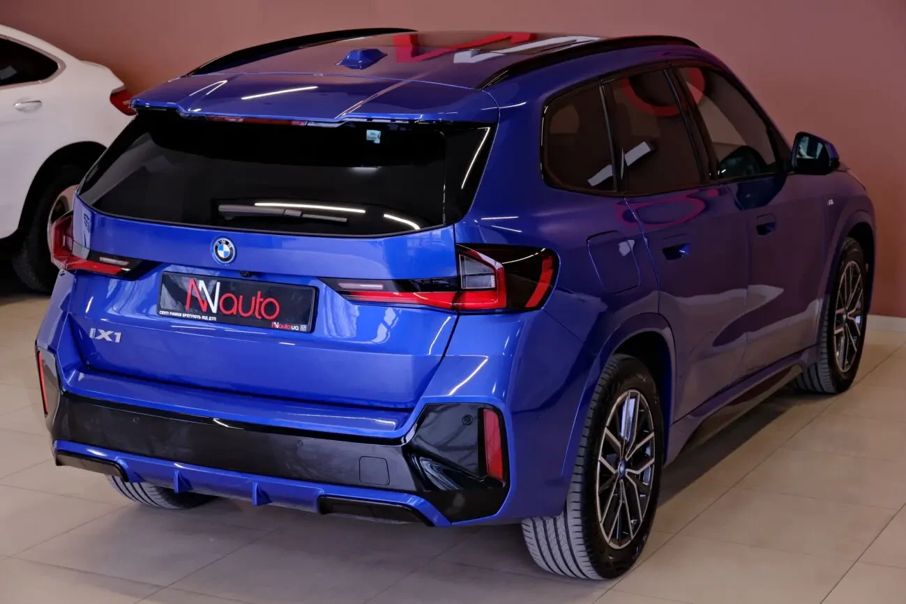 BMW iX1 eDrive20 5