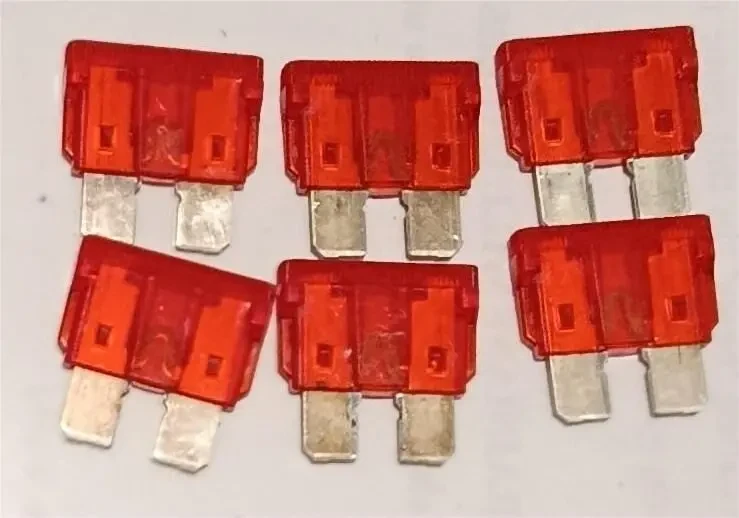 Автомобільний запобіжник 5