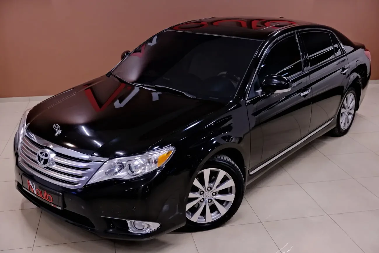 Toyota Avalon 2