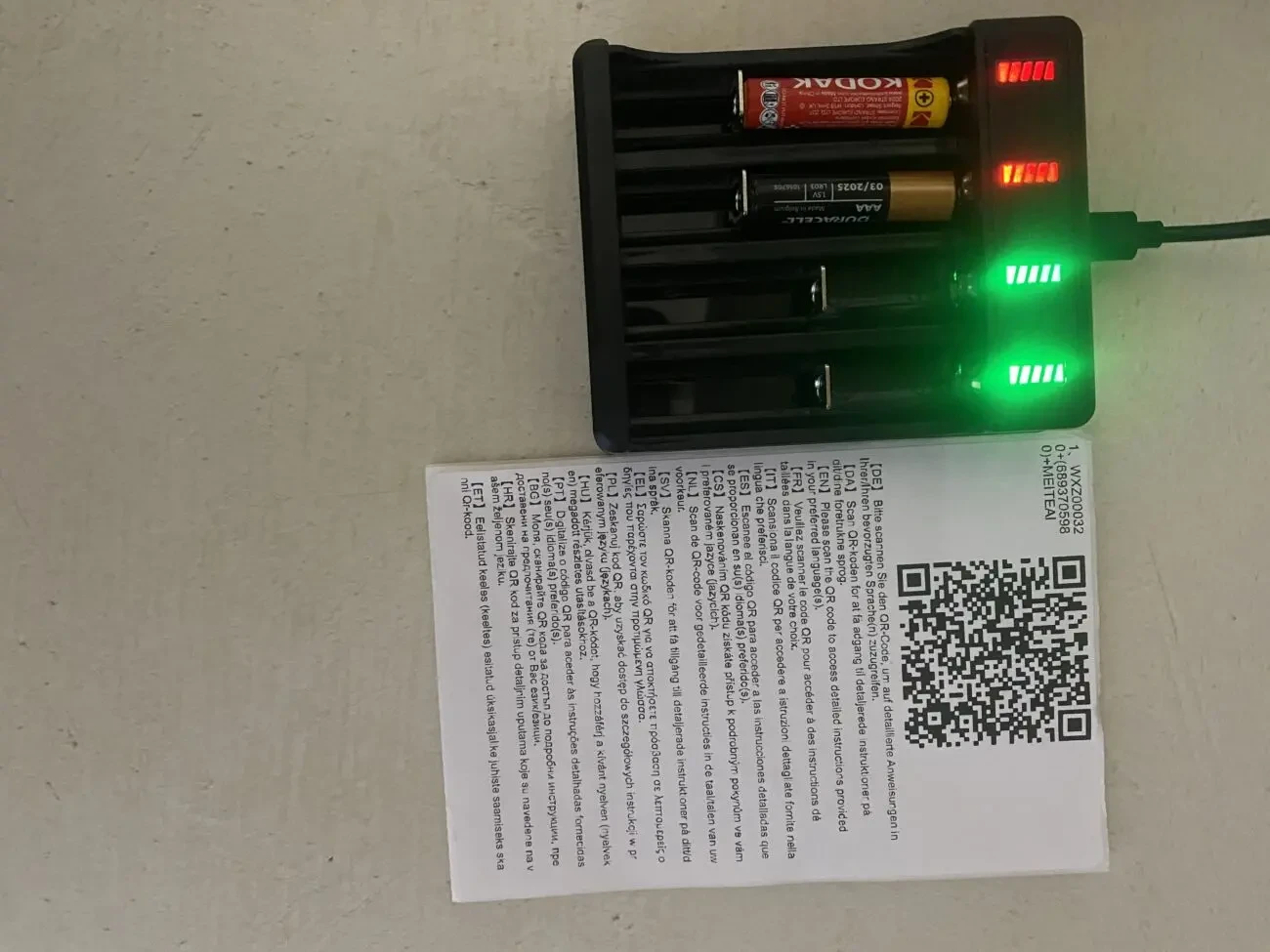 Зарядное устройство для бытовых батареек