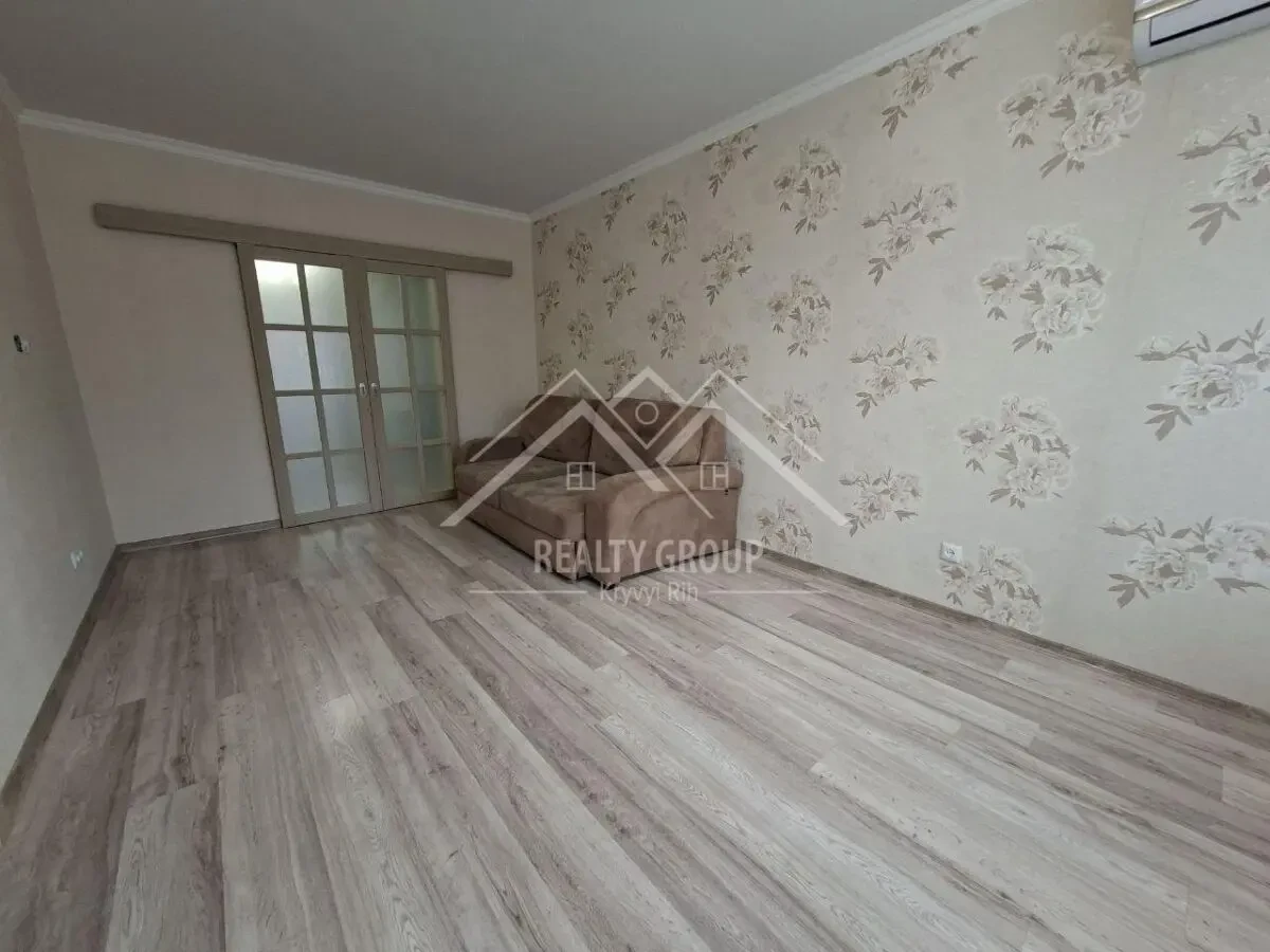 Продаж 3к з покращеним плануванням, мікрорайон Гірницький 9