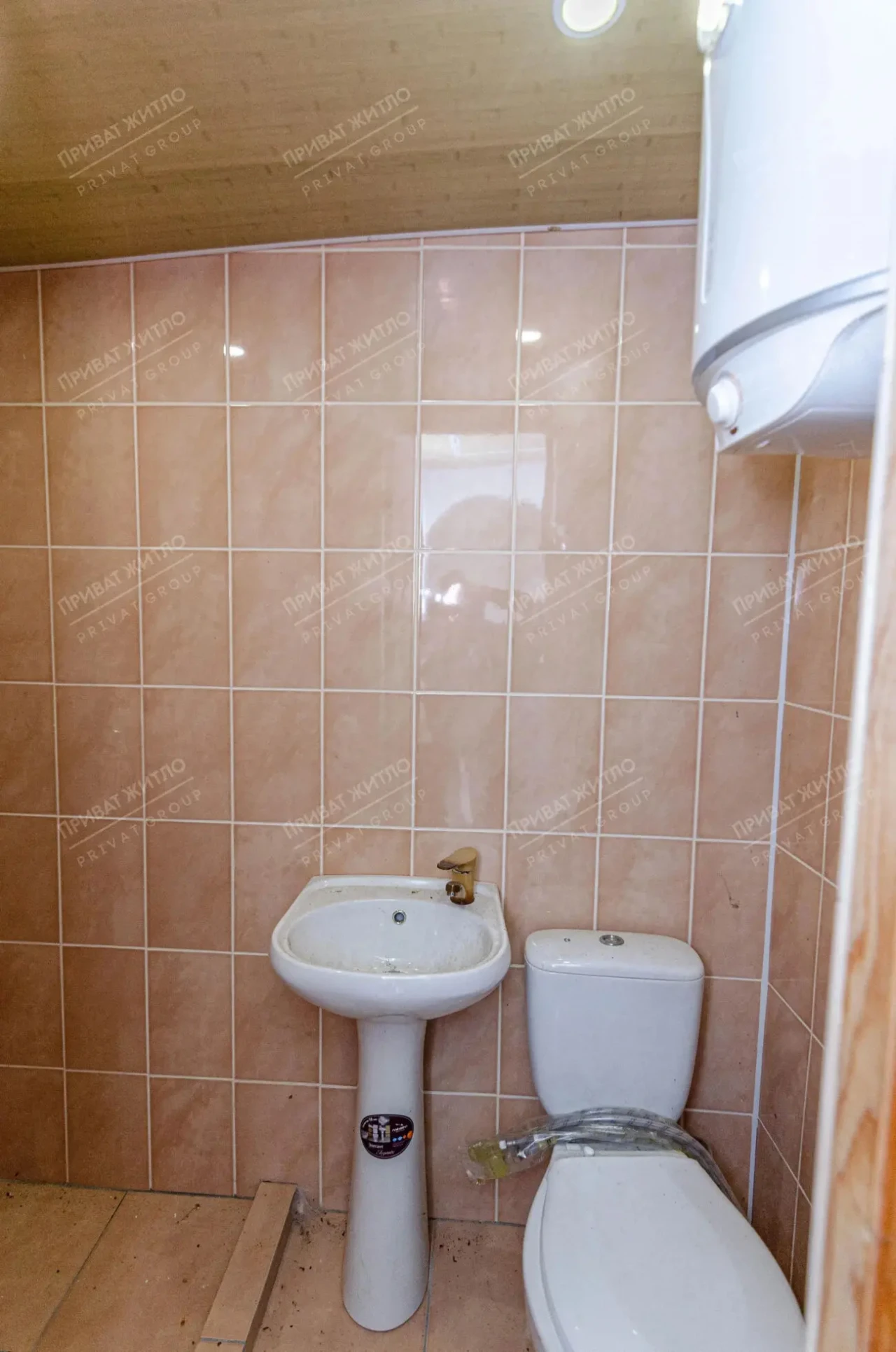 У продажу бюджетний будинок біля Ворскли 8