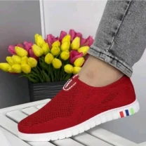 Жіночі зручні мокасини