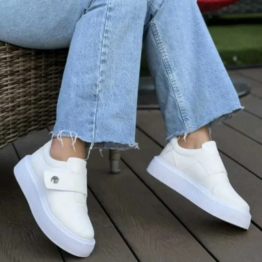 Молодіжні кросівки 3