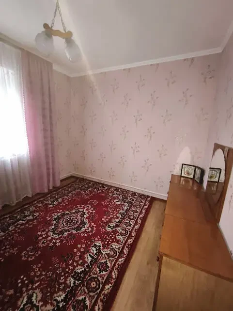 Продам частину будинку в Боровій 2