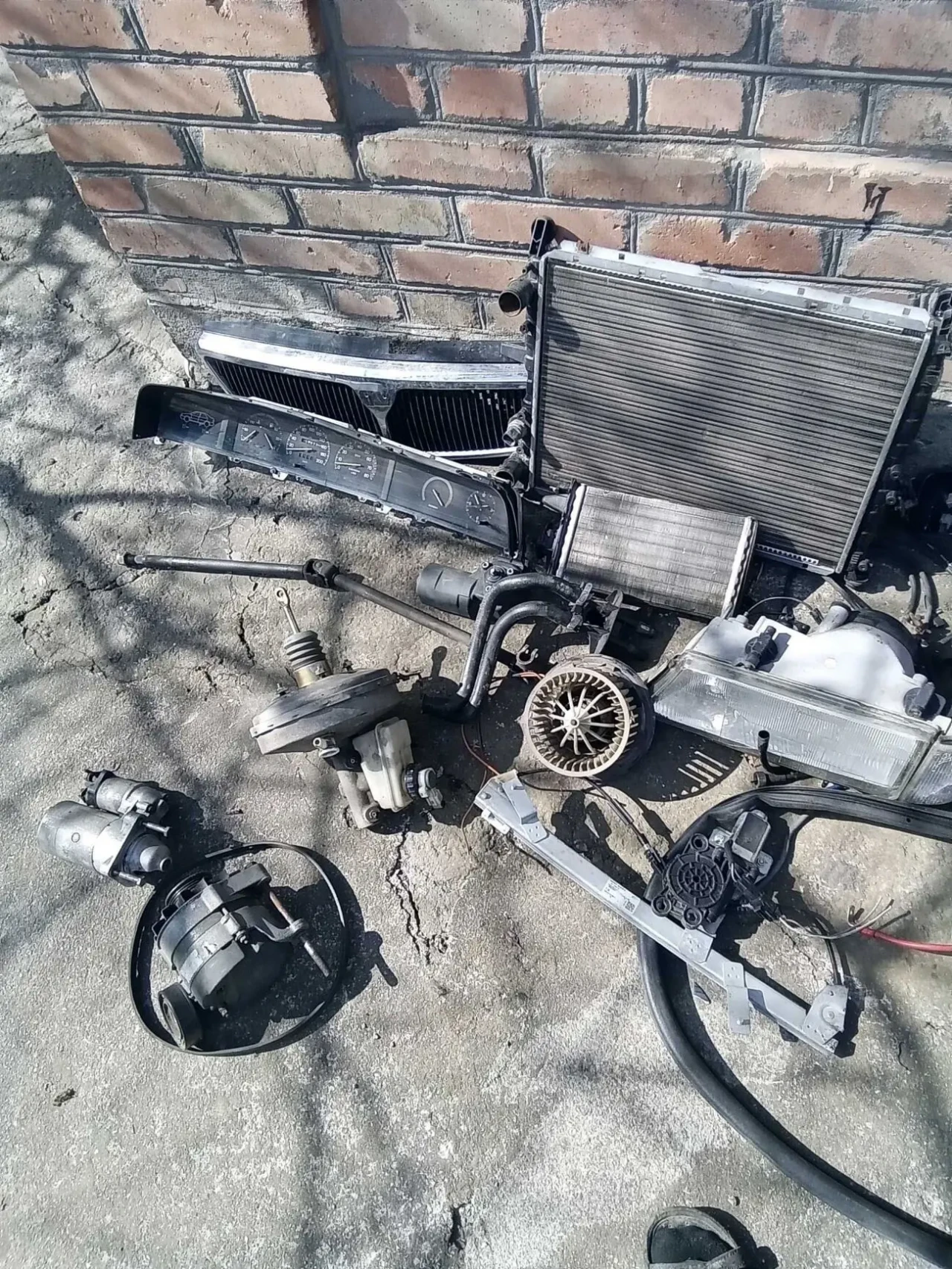 Продам запчастини до авто Лянча дедра б/у 2