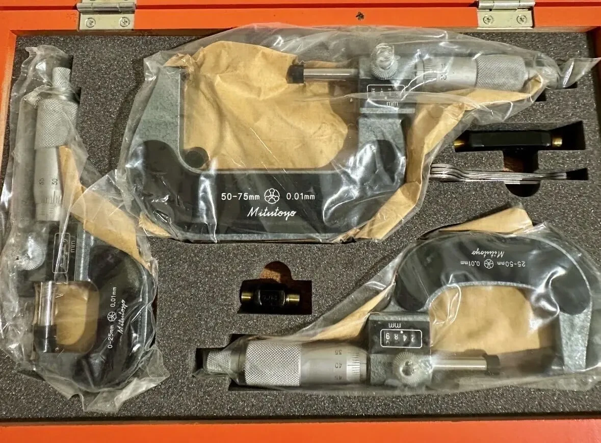 Набір мікрометрів цифрових 0-75мм Mitutoyo