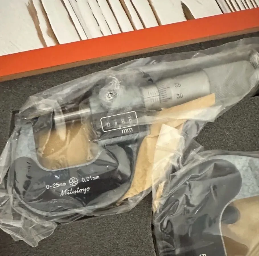 Набір мікрометрів цифрових 0-75мм Mitutoyo 2