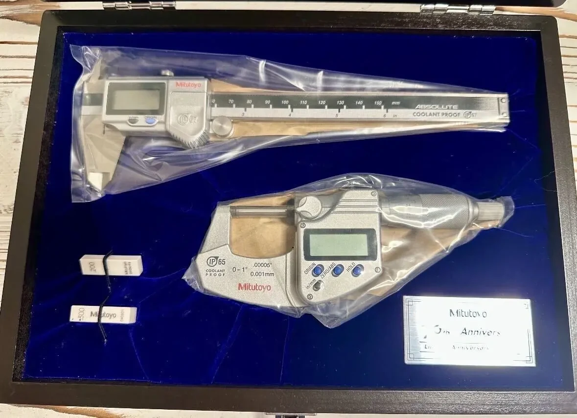 Набір інструмента ювілейний Mitutoyo 2