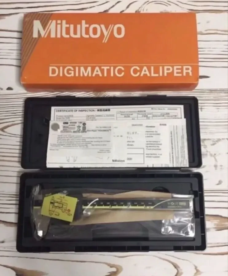 Штангенциркуль цифровий 150мм Mitutoyo 500-196-30