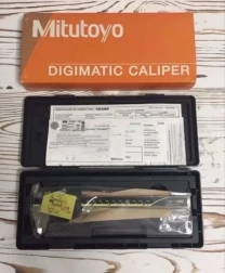 Штангенциркуль цифровий 150мм Mitutoyo 500-196-30
