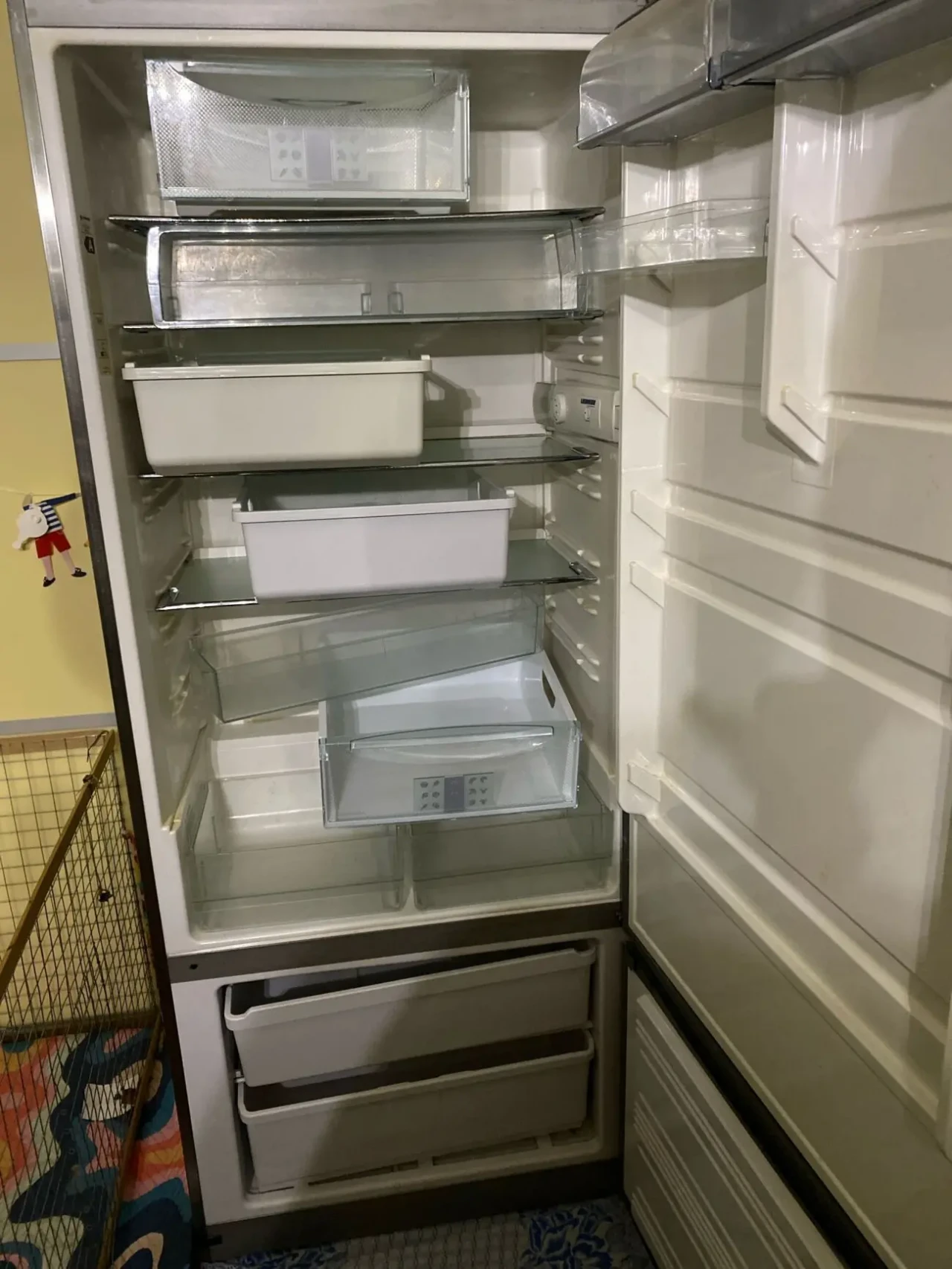 Холодильник Liebherr. 5