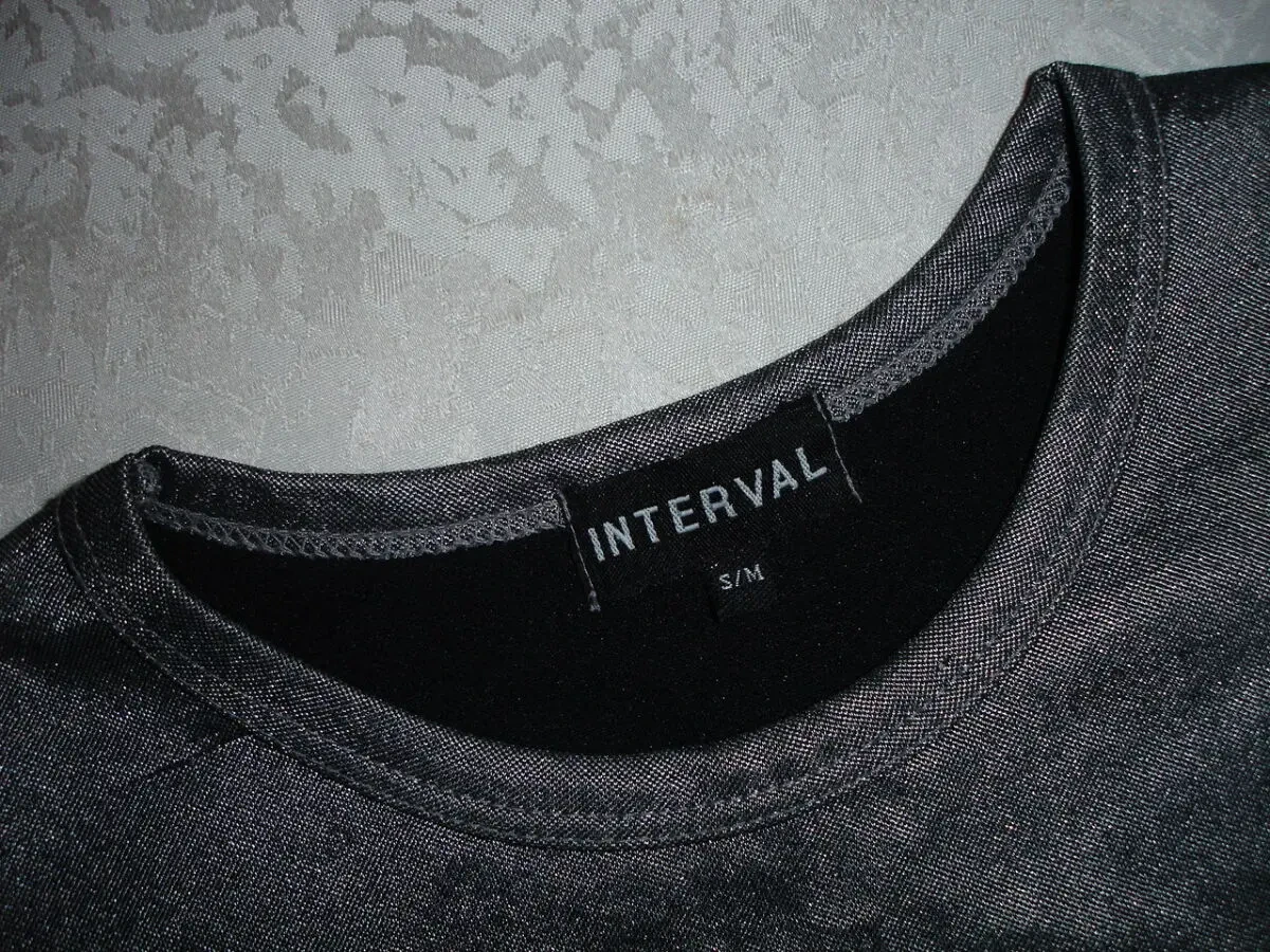 БЛУЗА/блузка спорт. типу СІРА/срібляста S/M БРЕНДОВА. Жіноча. 4